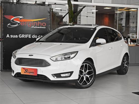 FORD FOCUS 2.0 TITANIUM PLUS FASTBACK 16V FLEX 4P POWERSHIFT